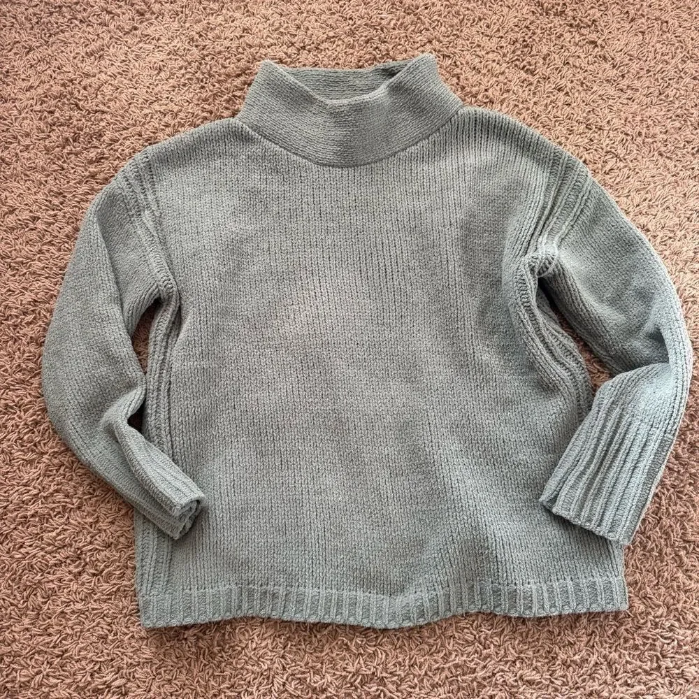 Anthropologie Philosophy light green Sweater soft oversized Small